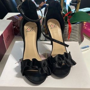 black women shoes heels